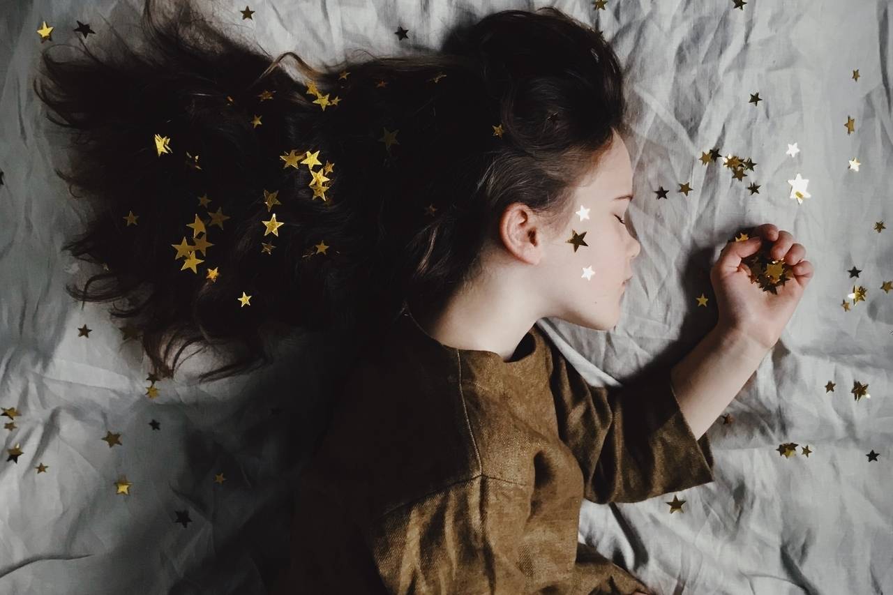 girl sleeping 1280x853